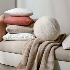 Kissen L 50 X B 50cm AVA In Taupe 11 Kissen L 50 X B 50cm AVA In Taupe -Butlers butlers kissen l 50 x b 50cm ava in taupe 5