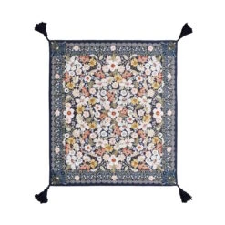 Picknickdecke L 175 X B 154cm BETWEEN FLOWERS In Dunkelblau 12 Picknickdecke L 175 X B 154cm BETWEEN FLOWERS In Dunkelblau -Butlers butlers picknickdecke l 175 x b 154cm between flowers in dunkelblau 2